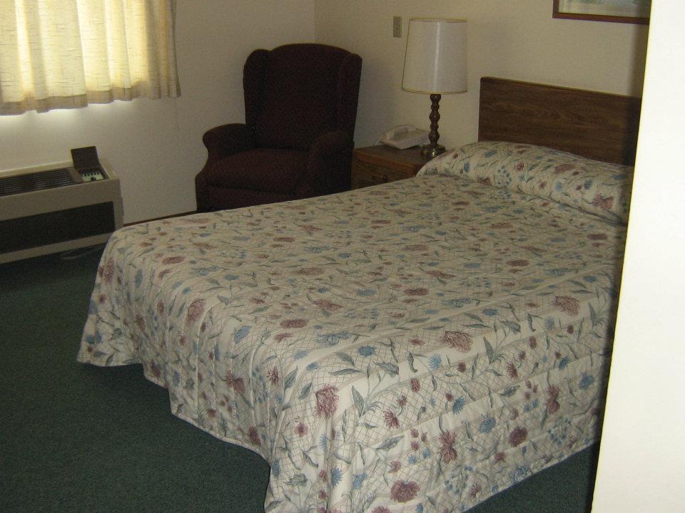 Chapel Hill Motel Brevort Номер фото